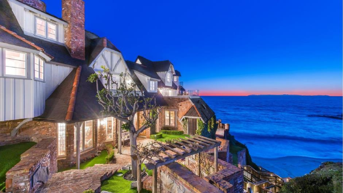 Waterfront Homes for Sale: Wake Up to Stunning Views Every Day